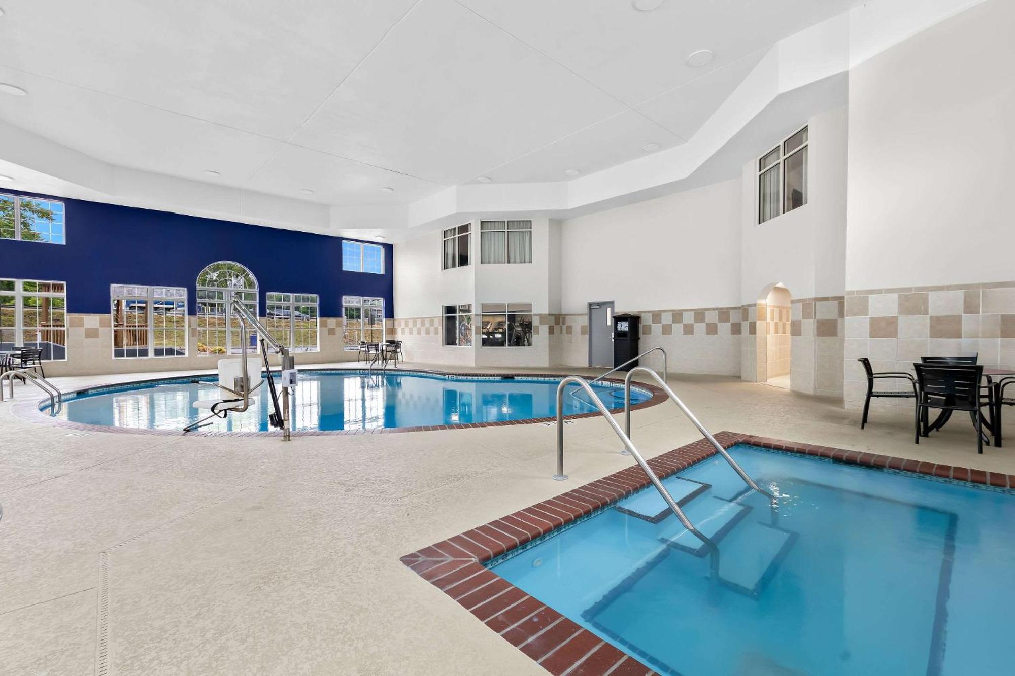 Comfort Inn & Suites Nashville Near Tanger Outlets I-24 Antioch Экстерьер фото